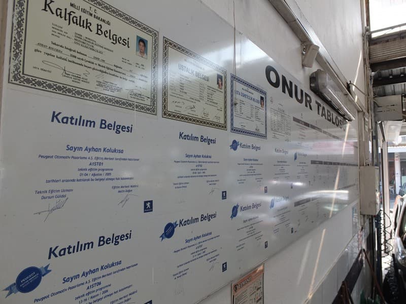 Peugeot Amortisör Değişimi: Konfor ve Güvenlik İçin